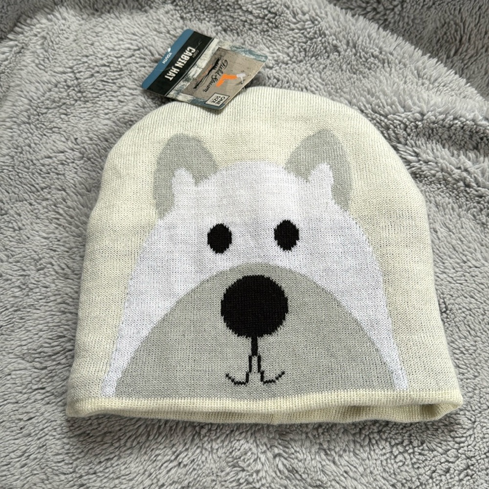 NWT YOUTH COZY CABIN HAT NWT